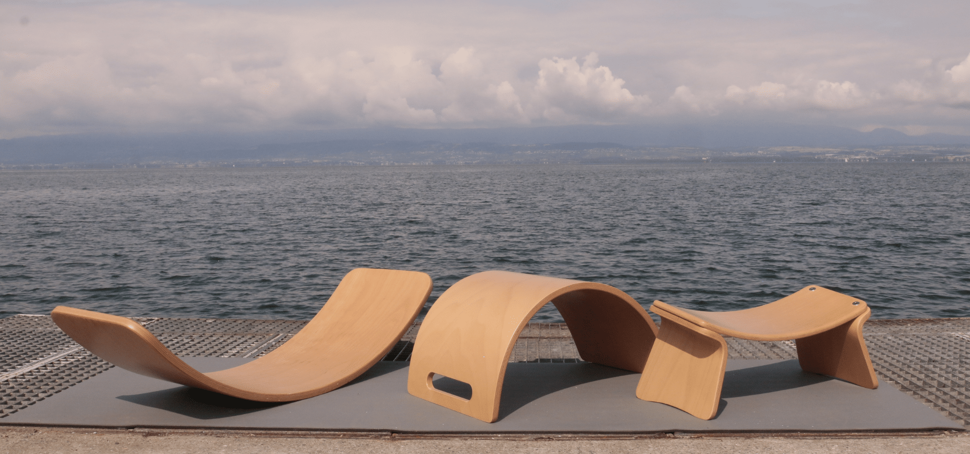 equipement-yoga-fabrication-equipement-materiel-accessoire-yoga-bois-boutique-1920x900